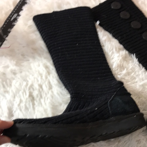 UGG Classic Carey Sweater Knot Boots - Picture 6 of 10